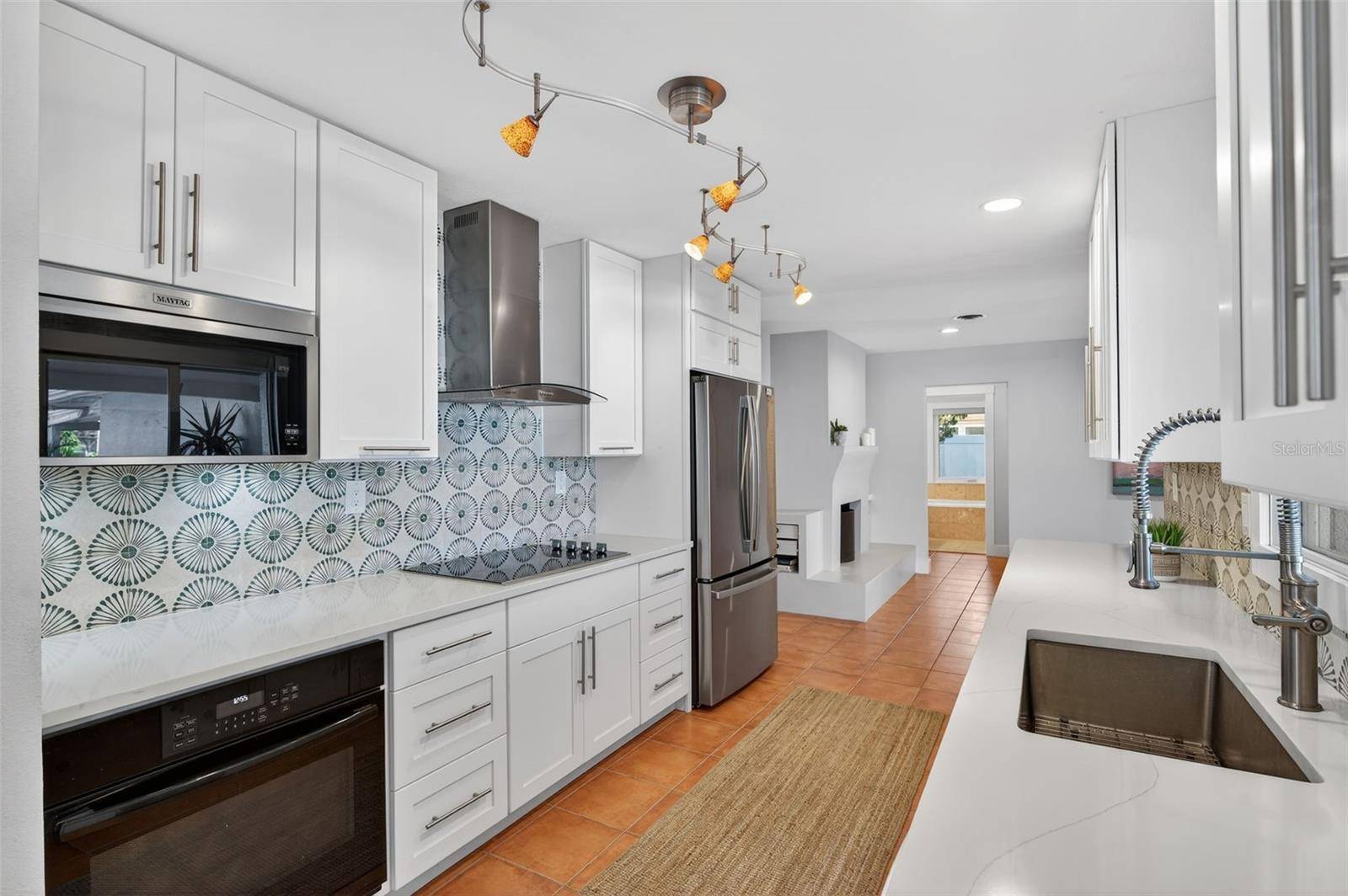 Treasure Island, FL 33706,640 CAPRI BLVD