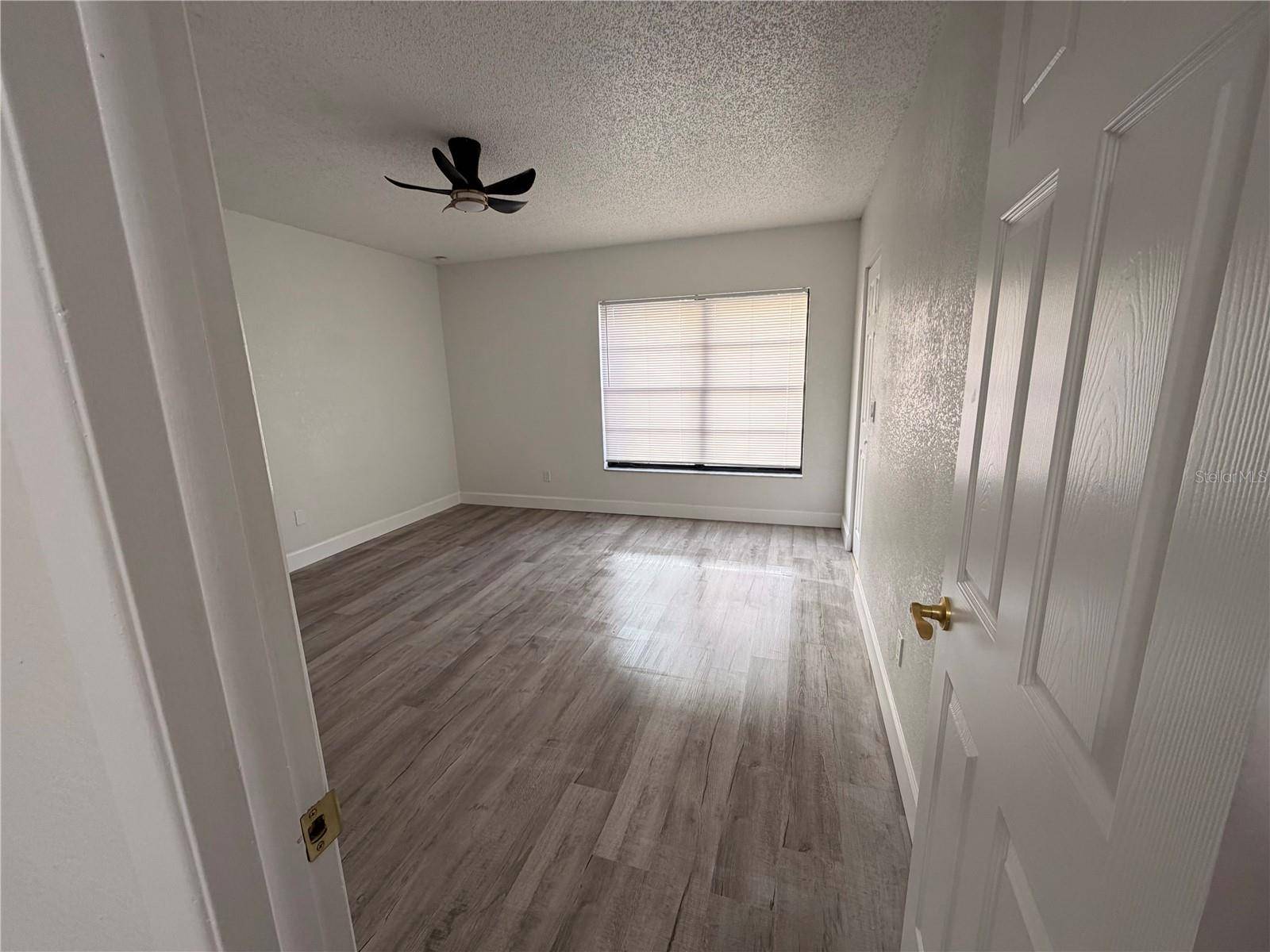 Tampa, FL 33624,10507 PARKCREST DR