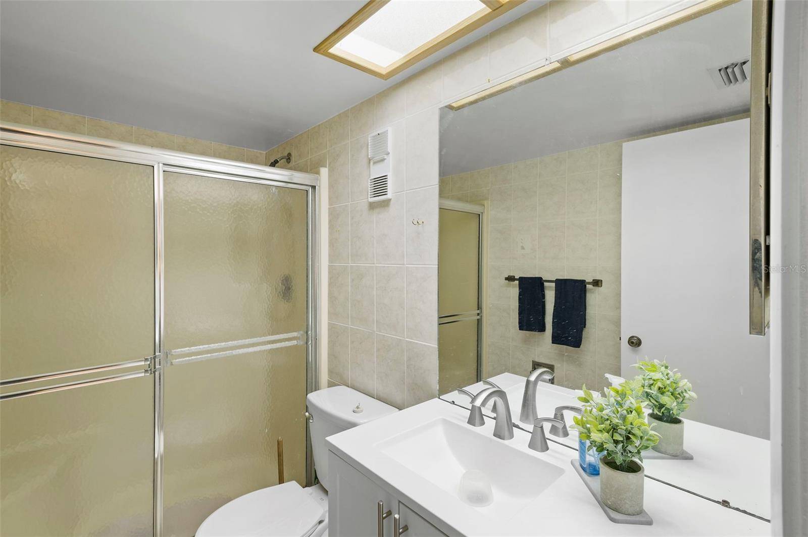 Clearwater, FL 33761,2408 HAMMOCK PINE BLVD #2408