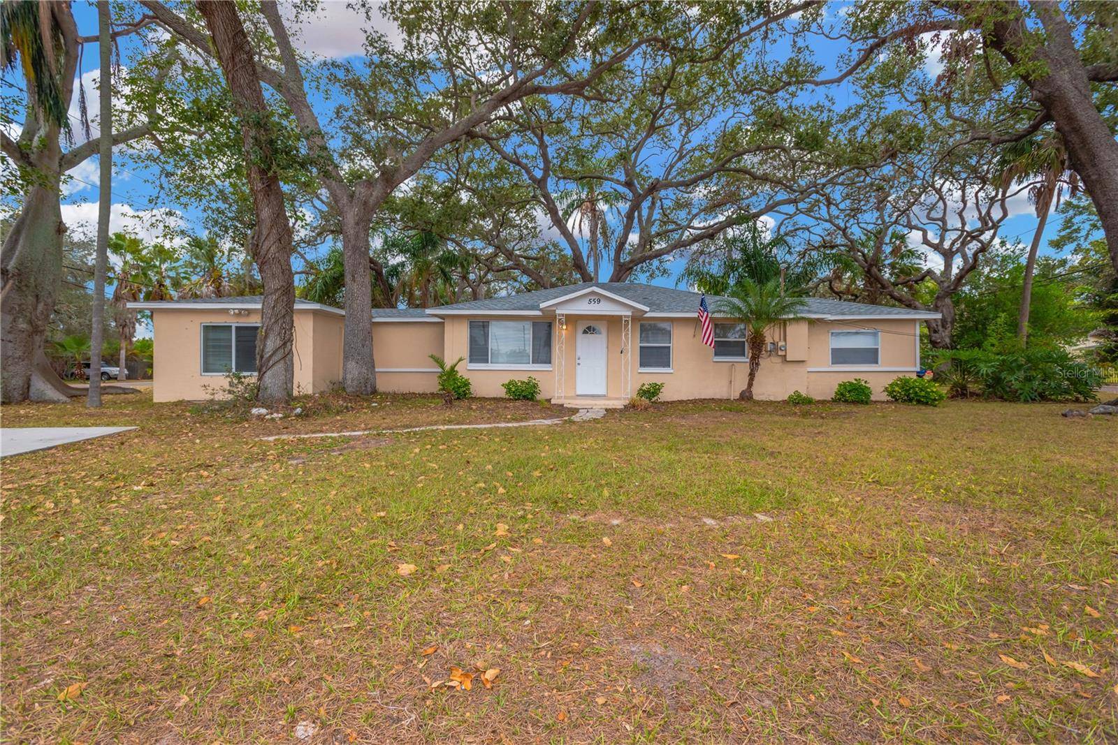 Dunedin, FL 34698,559 NORFOLK ST