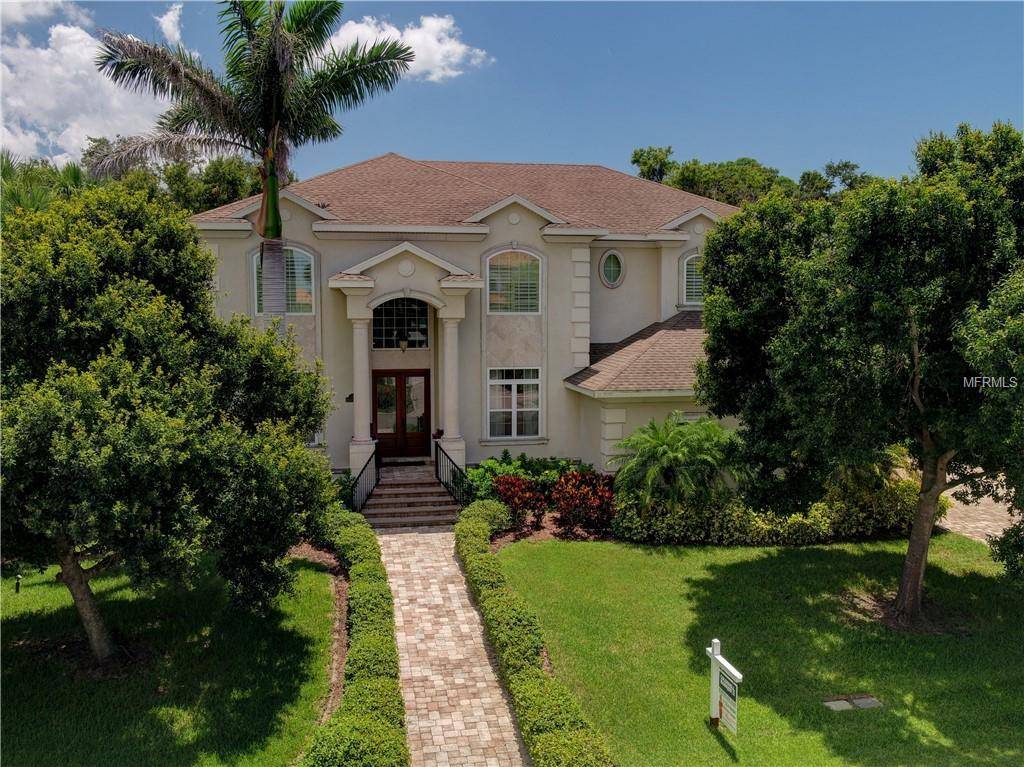 Belleair, FL 33756,11 S PINE CIR