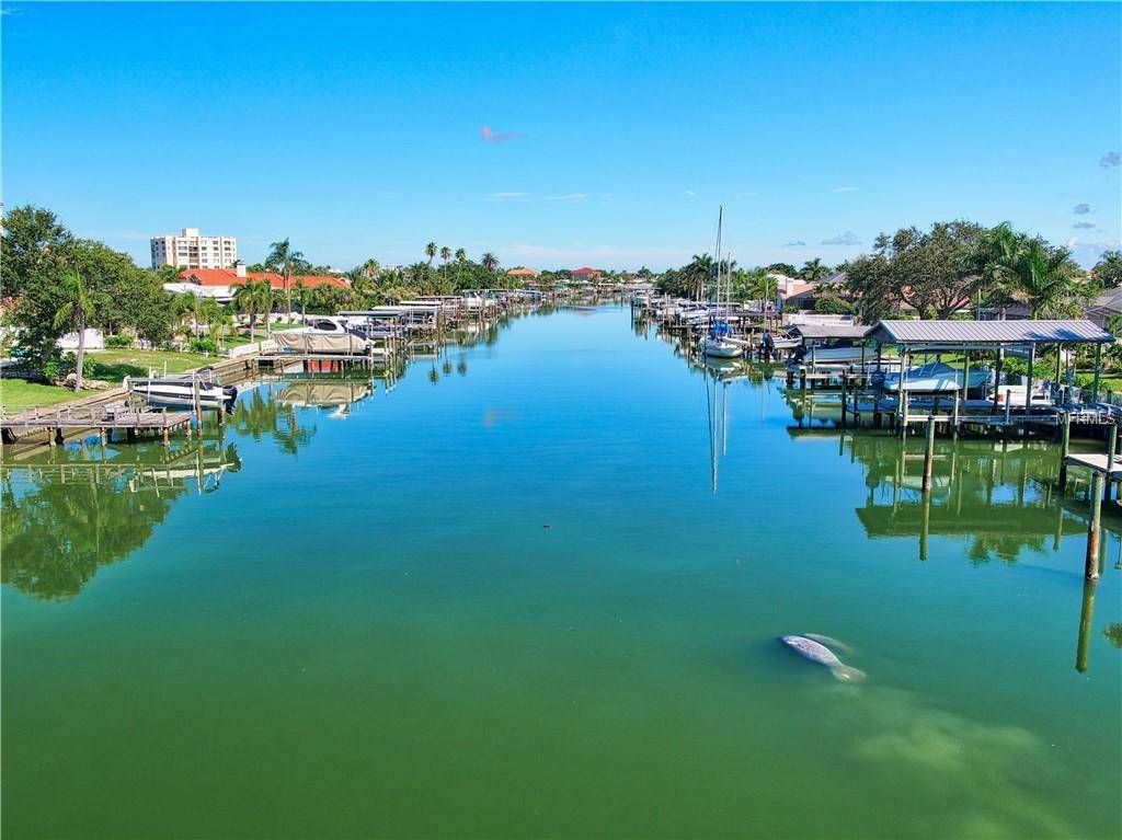 Clearwater Beach, FL 33767,320 HARBOR PASSAGE