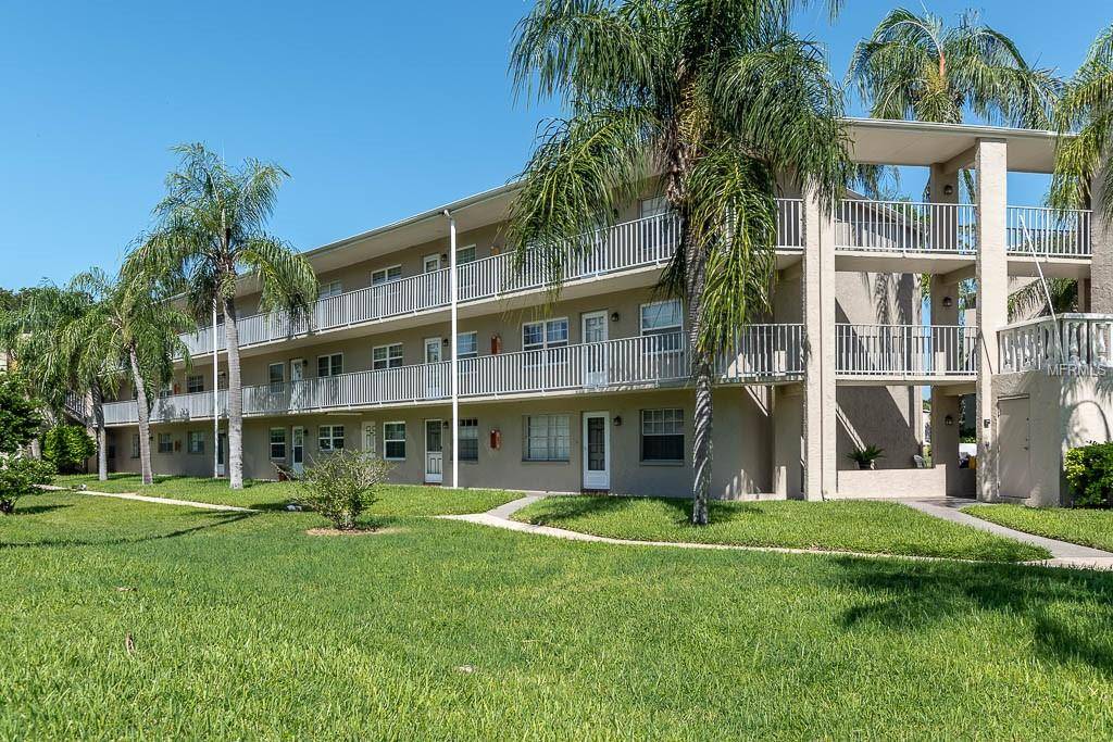 Dunedin, FL 34698,960 VIRGINIA ST #304