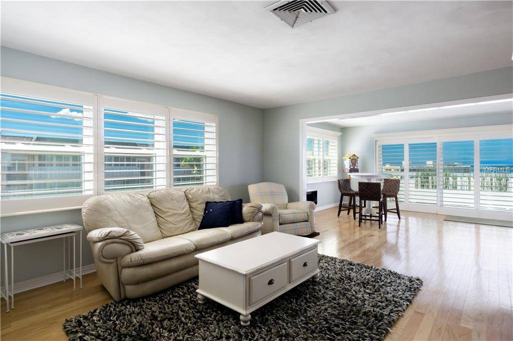 Belleair Bluffs, FL 33770,147 BLUFF VIEW DR #402