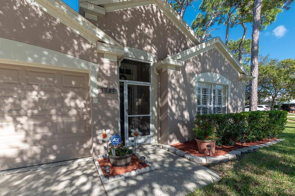 Tarpon Springs, FL 34689,1744 BLUE LAKE CT