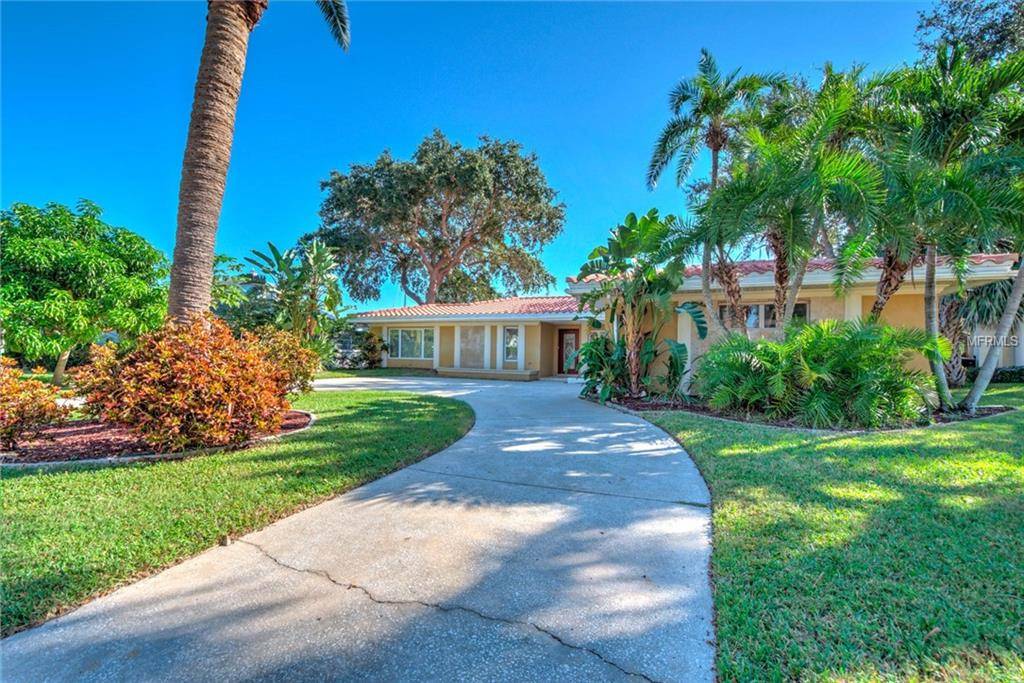 Clearwater Beach, FL 33767,125 LEEWARD IS