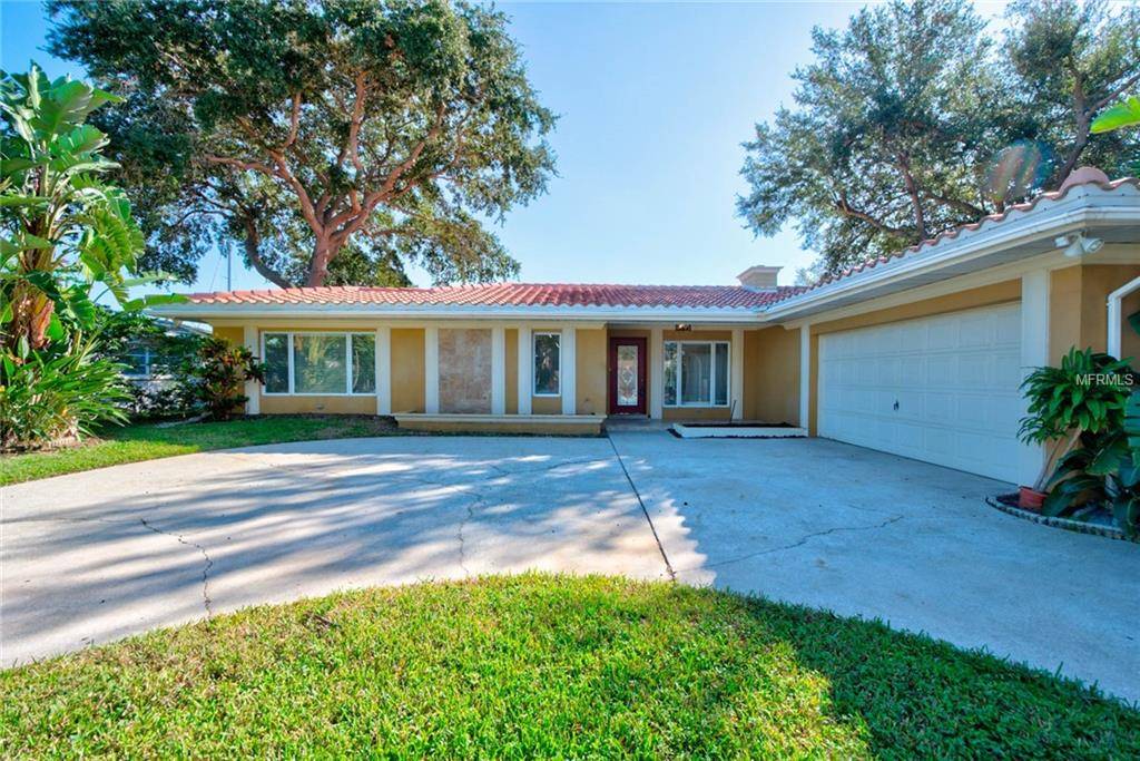 Clearwater Beach, FL 33767,125 LEEWARD IS