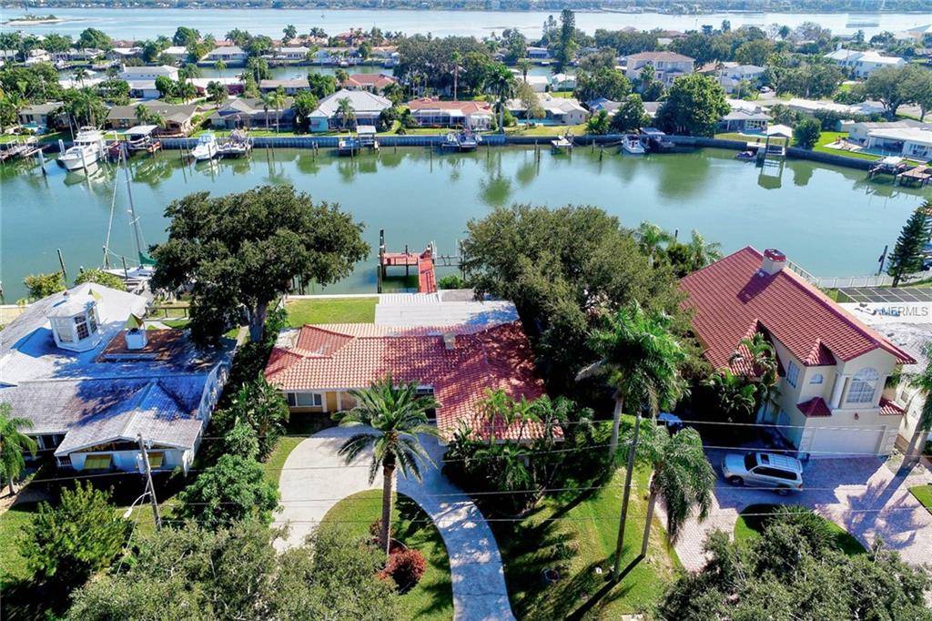 Clearwater Beach, FL 33767,125 LEEWARD IS