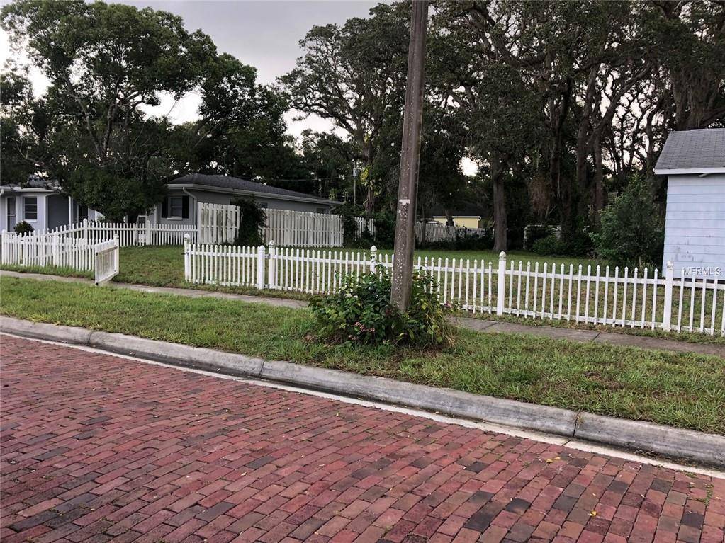 Dunedin, FL 34698,433 CHICAGO AVE