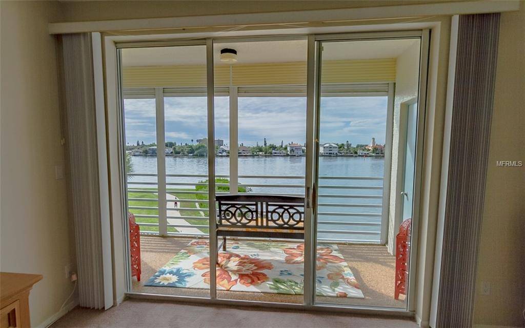 South Pasadena, FL 33707,7892 SAILBOAT KEY BLVD S #207