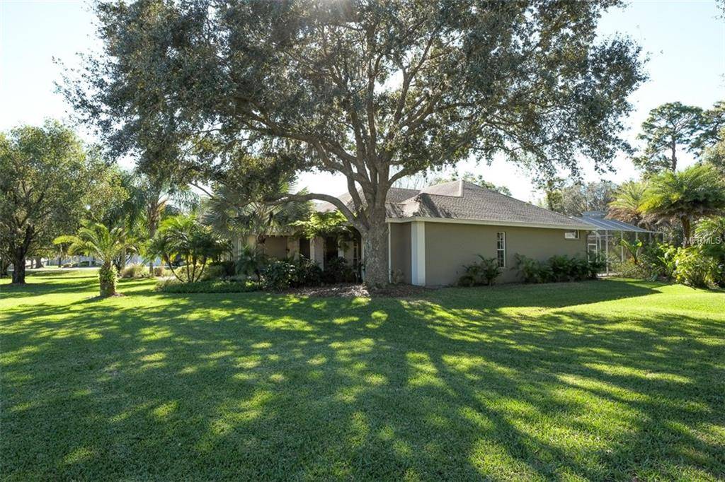 Tarpon Springs, FL 34688,204 SILVER MOSS LN