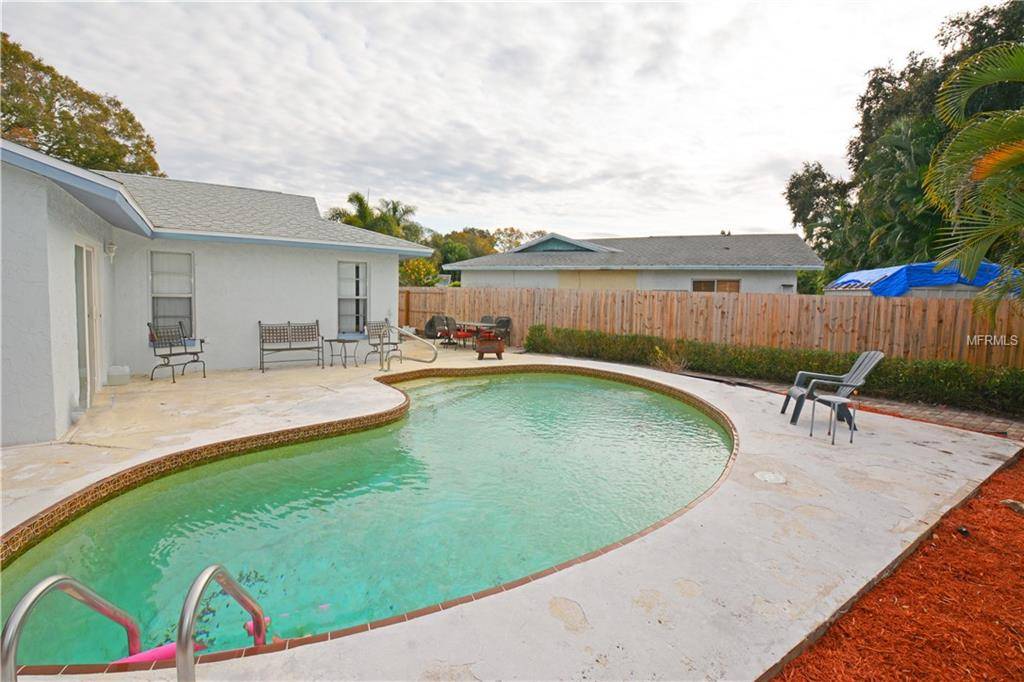 Pinellas Park, FL 33781,6638 TIMBERWOOD CIR N