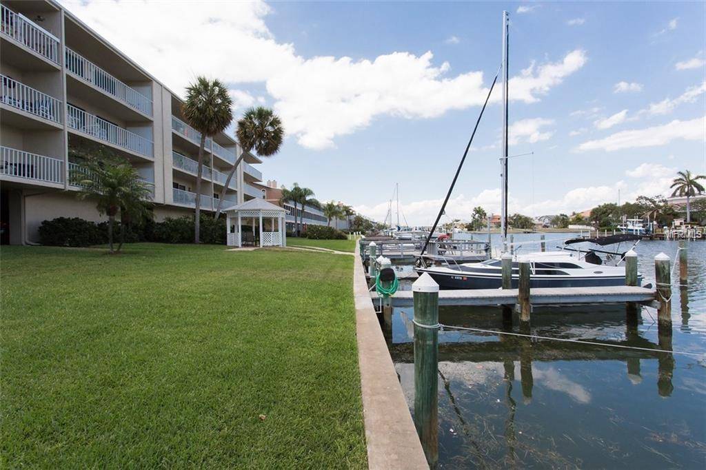 Tierra Verde, FL 33715,719 PINELLAS BAYWAY S #108