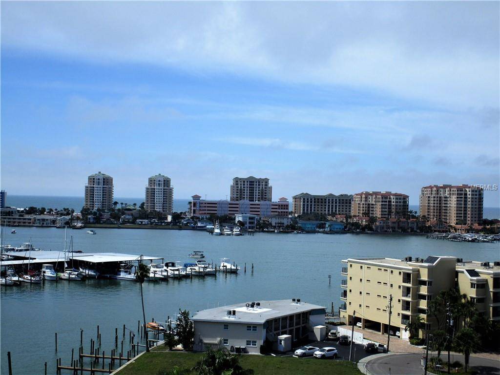 Clearwater Beach, FL 33767,255 DOLPHIN PT #1012