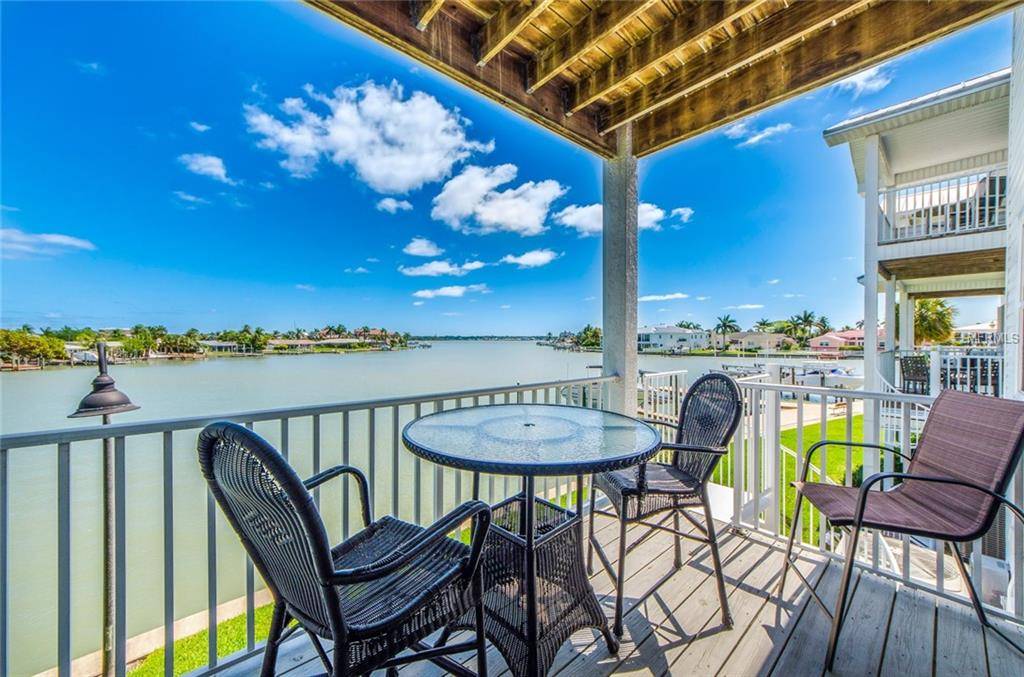 North Redington Beach, FL 33708,115 YACHT CLUB CIR