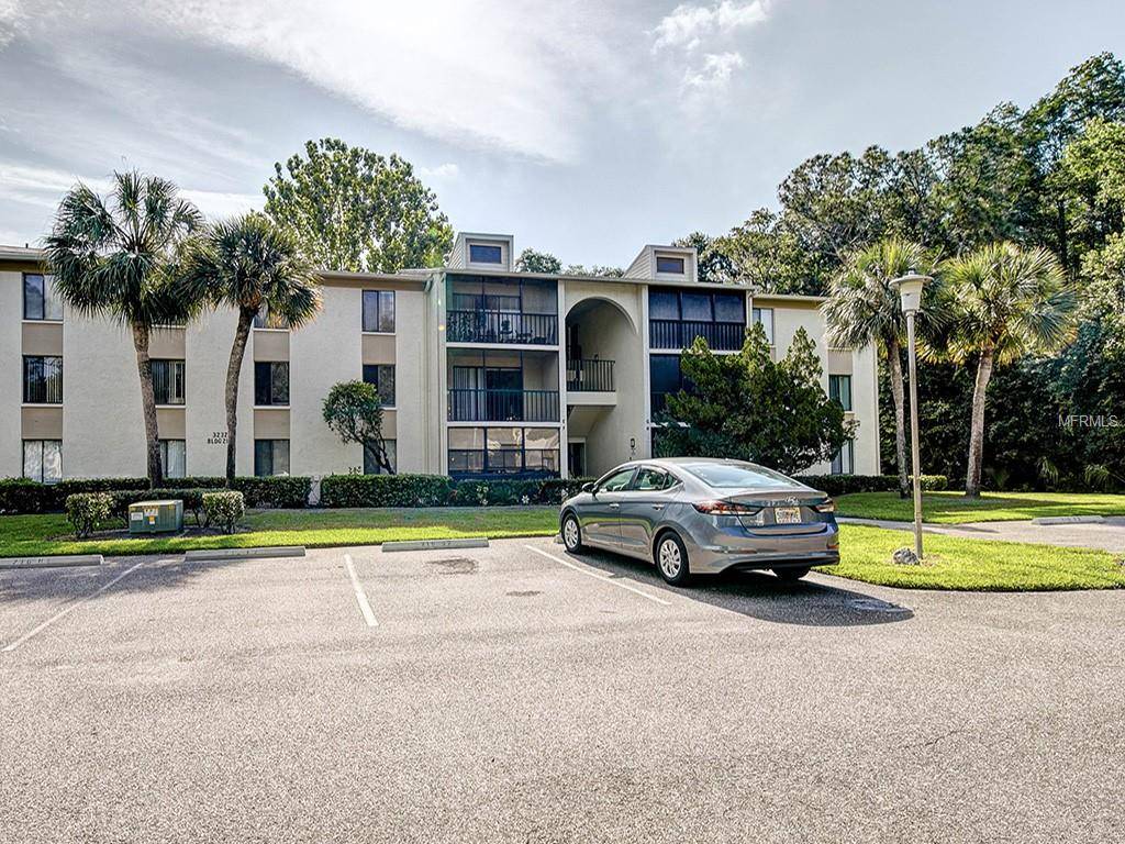 Tarpon Springs, FL 34688,3232 LAKE PINE WAY E #E1