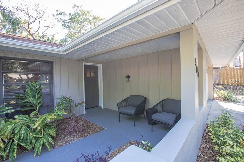 Tarpon Springs, FL 34689,500 WHISPERING OAK DR