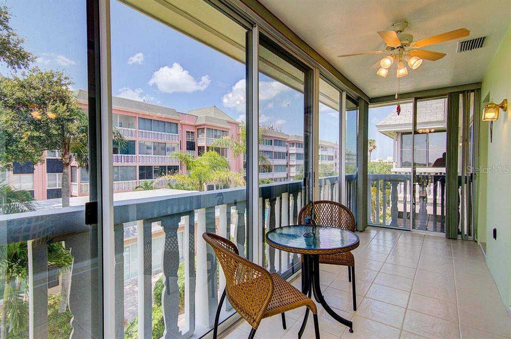 Belleair Bluffs, FL 33770,147 BLUFF VIEW DR #301