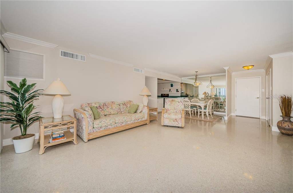 Treasure Island, FL 33706,10355 PARADISE BLVD #501