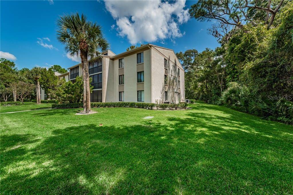 Tarpon Springs, FL 34688,3232 LAKE PINE WAY E #G3