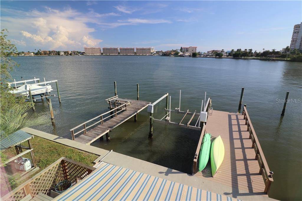 Redington Shores, FL 33708,553 180TH AVE E