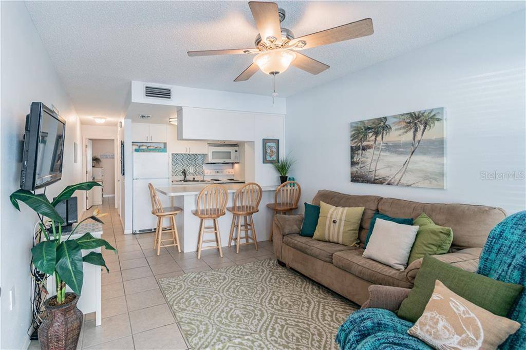 Treasure Island, FL 33706,8475 W GULF BLVD #6