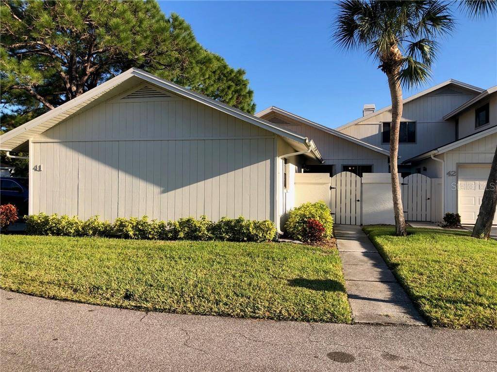 Palm Harbor, FL 34683,498 LAKEVIEW DR #41