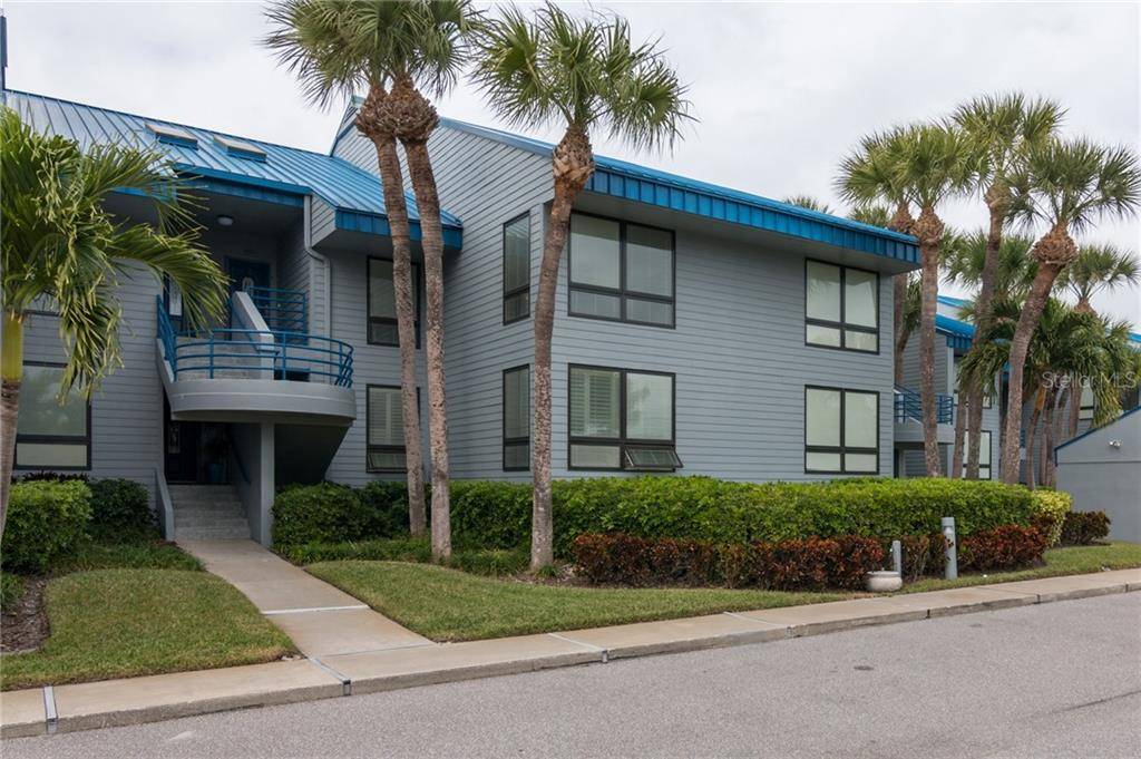 Tierra Verde, FL 33715,910 PINELLAS BAYWAY S #206