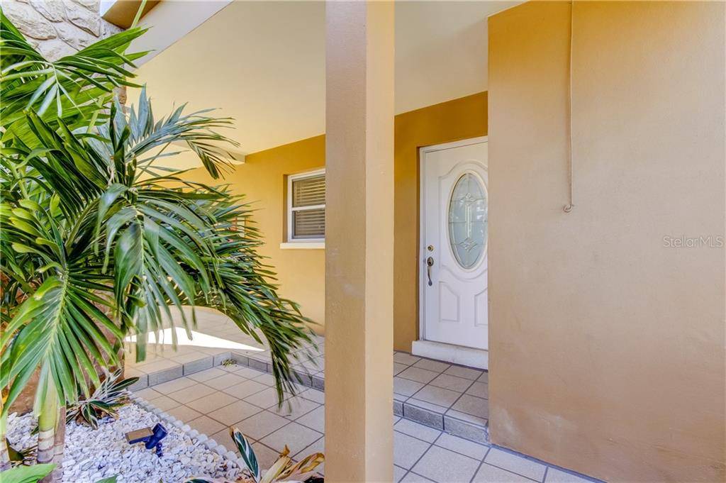 Tierra Verde, FL 33715,800 MADONNA BLVD #2