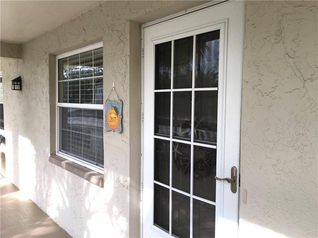 Dunedin, FL 34698,940 VIRGINIA ST #207