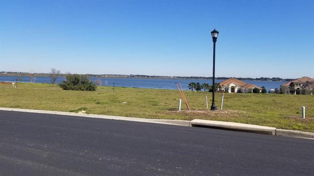 Lake Alfred, FL 33850,240 PINE LILLY CT