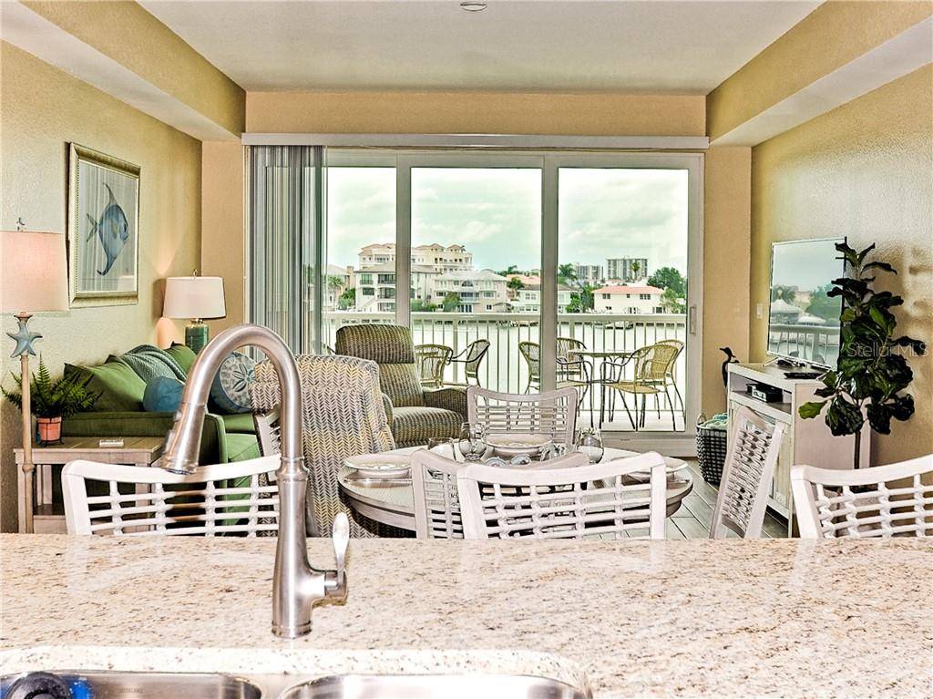 Clearwater Beach, FL 33767,706 BAYWAY BLVD #302