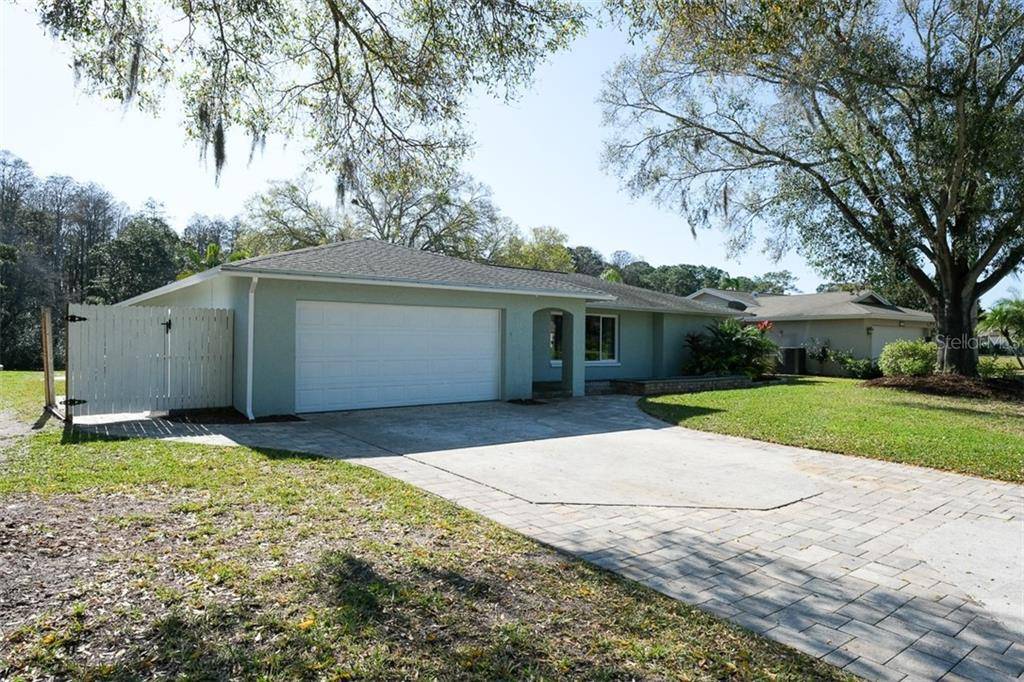 Clearwater, FL 33761,2631 WINDING WOOD DR