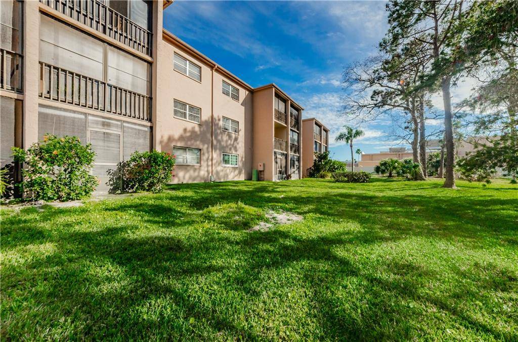 Dunedin, FL 34698,1370 HEATHER RIDGE BLVD #104