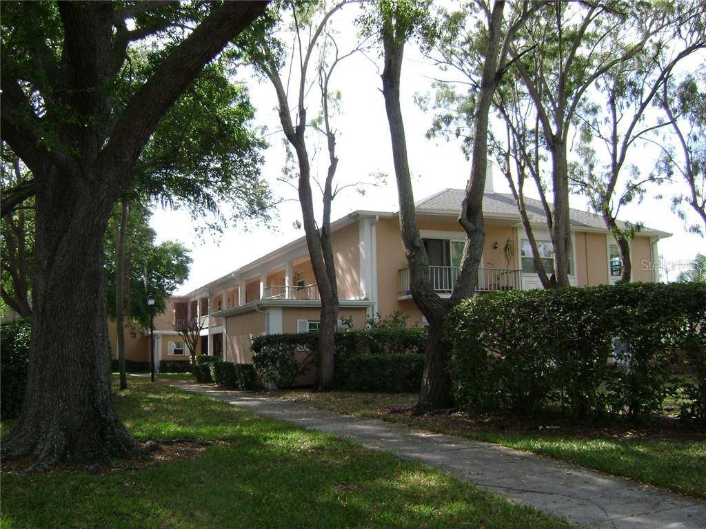 Seminole, FL 33777,8300 BARDMOOR BLVD #204