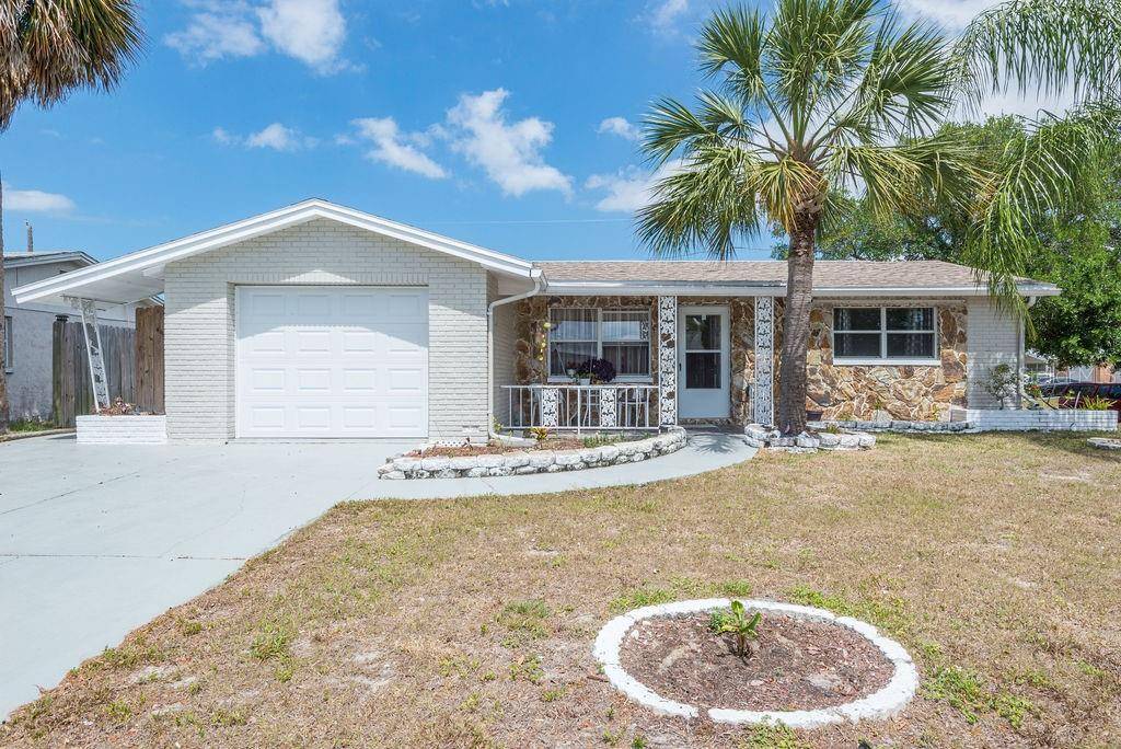 Holiday, FL 34691,3709 HOLIDAY LAKE DR