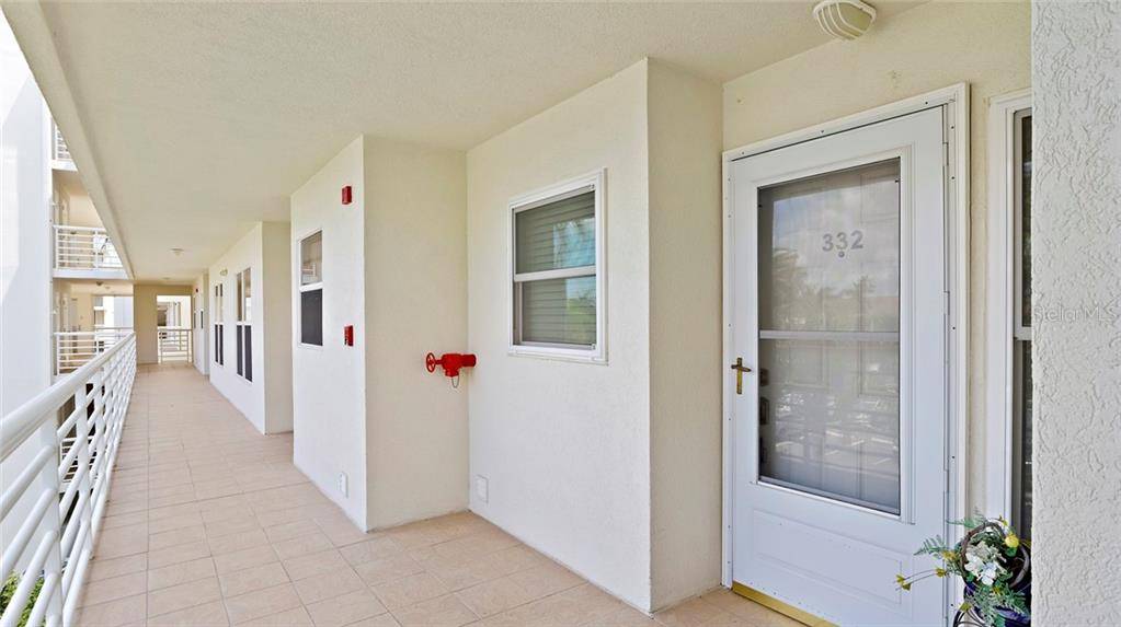 St Petersburg, FL 33715,6001 BAHIA DEL MAR CIR #332