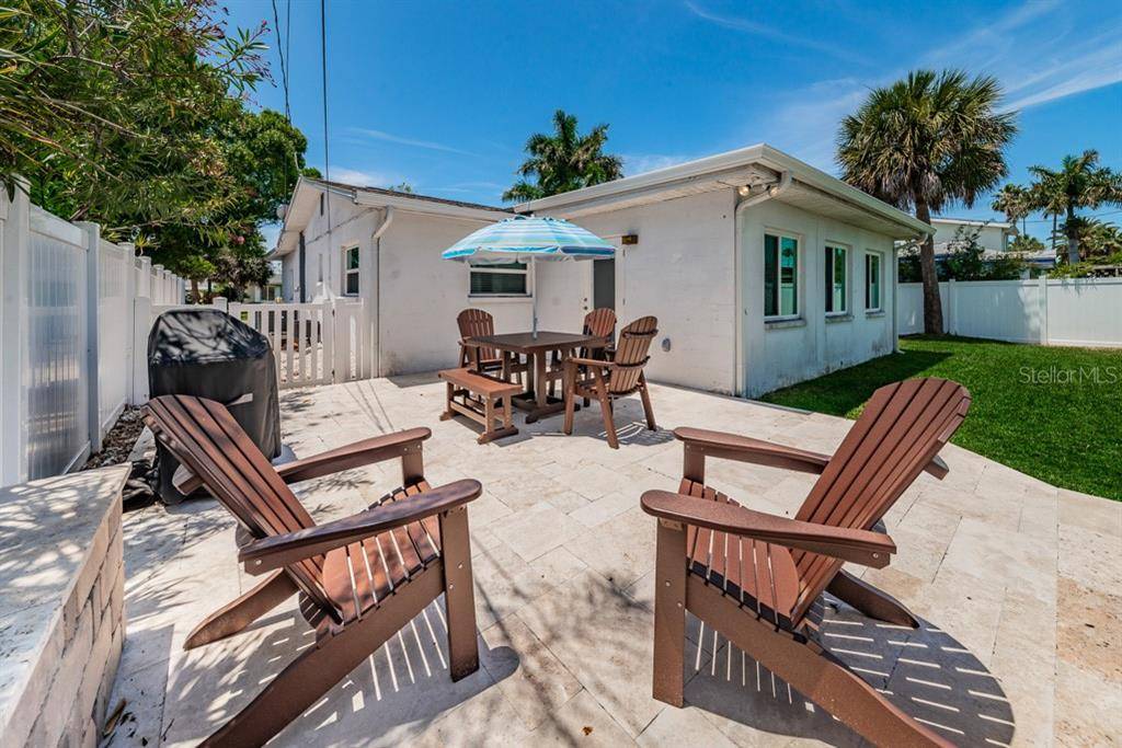 Redington Beach, FL 33708,16215 2ND ST E