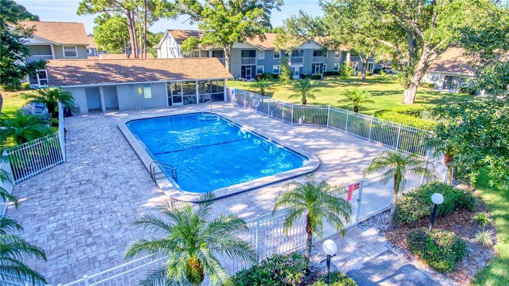 Dunedin, FL 34698,1390 OAK HILL DR #104