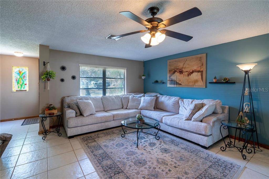 Palm Harbor, FL 34683,50 REGIS CIR