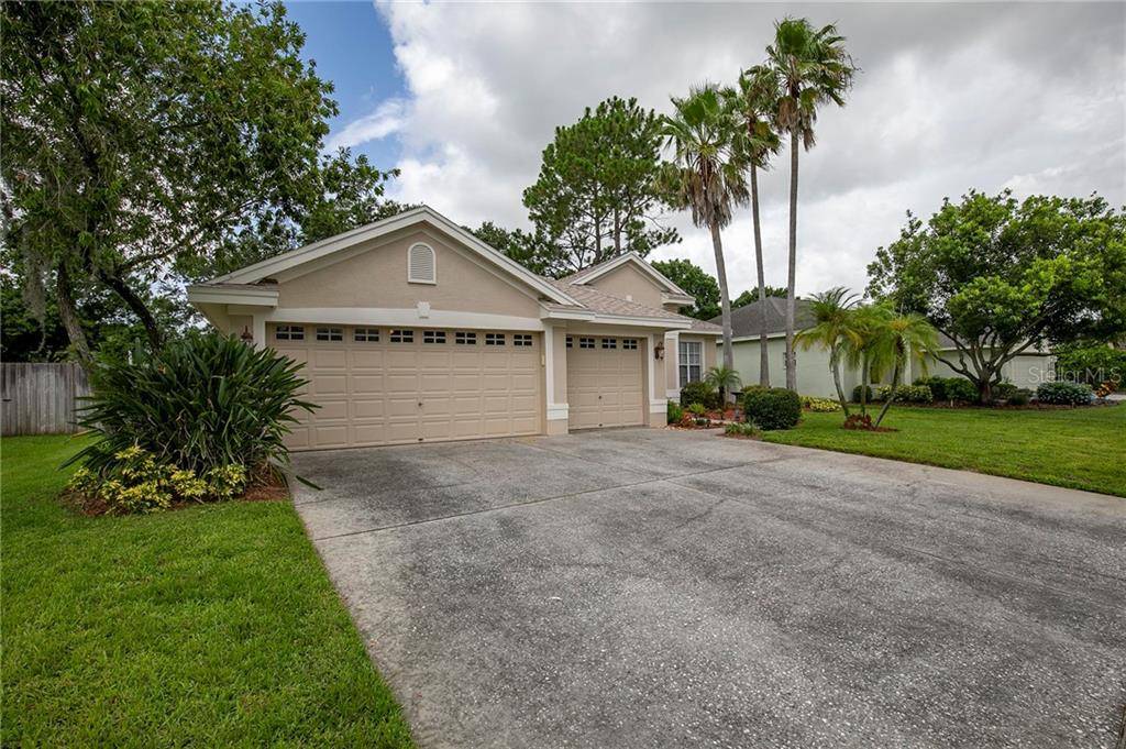 Tarpon Springs, FL 34688,590 EQUINE DR