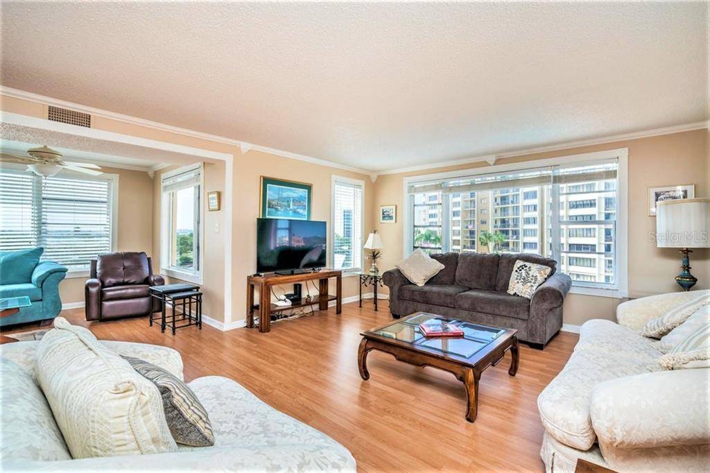 Clearwater Beach, FL 33767,750 ISLAND WAY #402