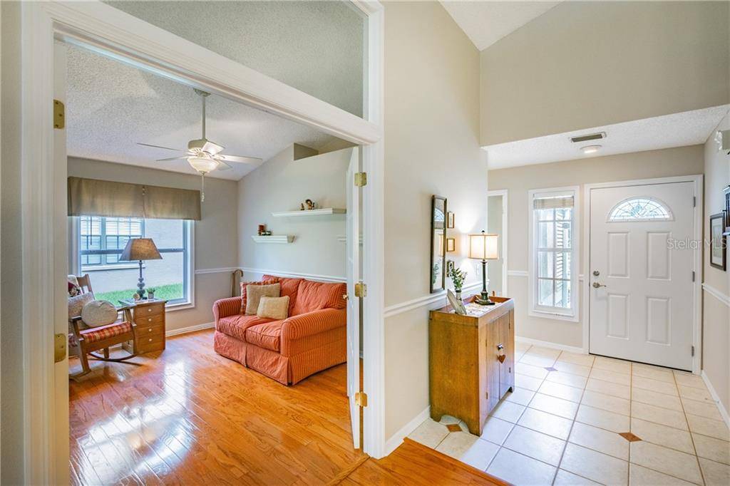 Tarpon Springs, FL 34688,3342 LAURELWOOD CT