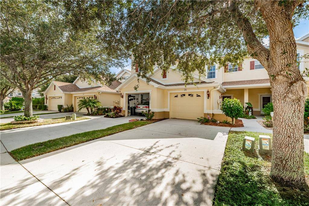 Tarpon Springs, FL 34688,648 SPRING LAKE CIR