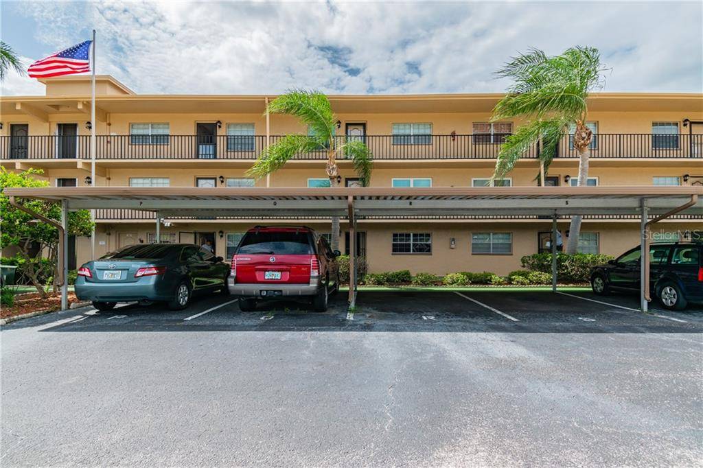 Dunedin, FL 34698,1370 HEATHER RIDGE BLVD #107