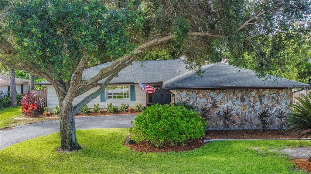 Palm Harbor, FL 34683,820 LAKESIDE TER