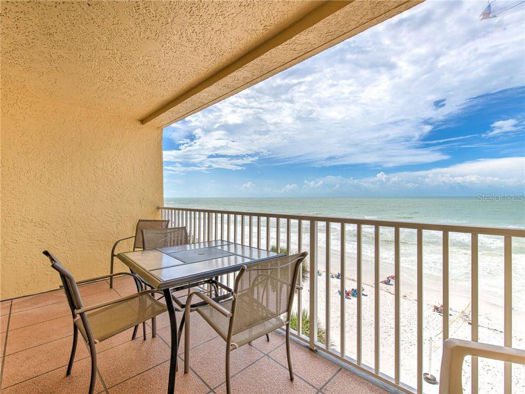 North Redington Beach, FL 33708,17200 GULF BLVD #302