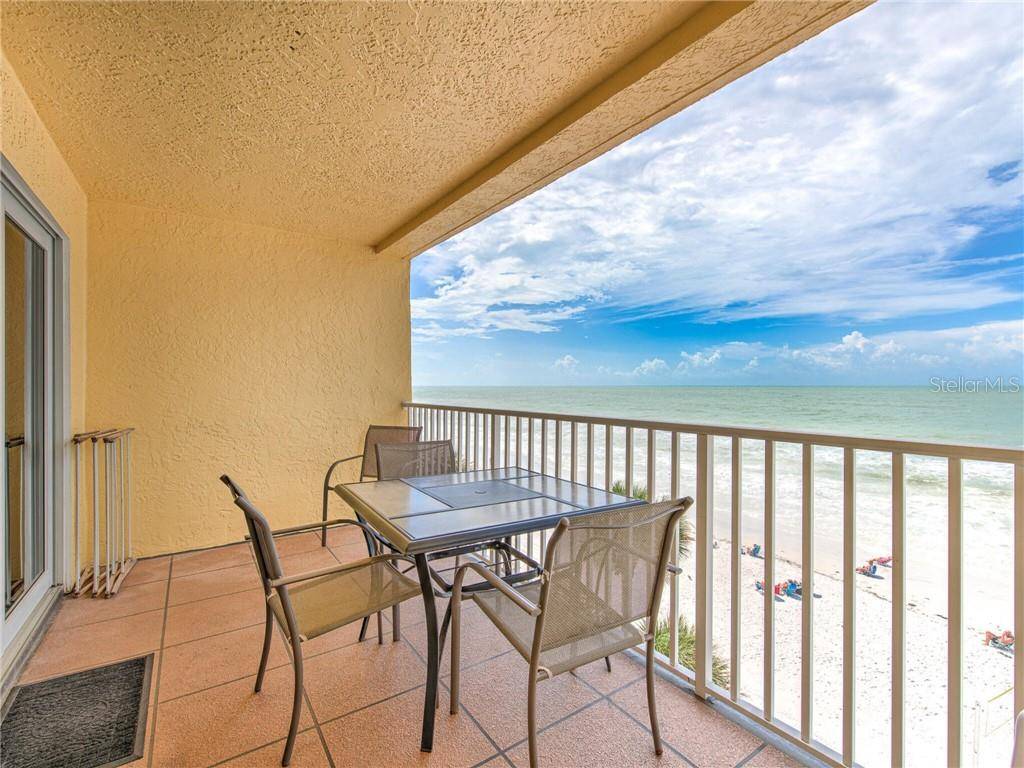 North Redington Beach, FL 33708,17200 GULF BLVD #302