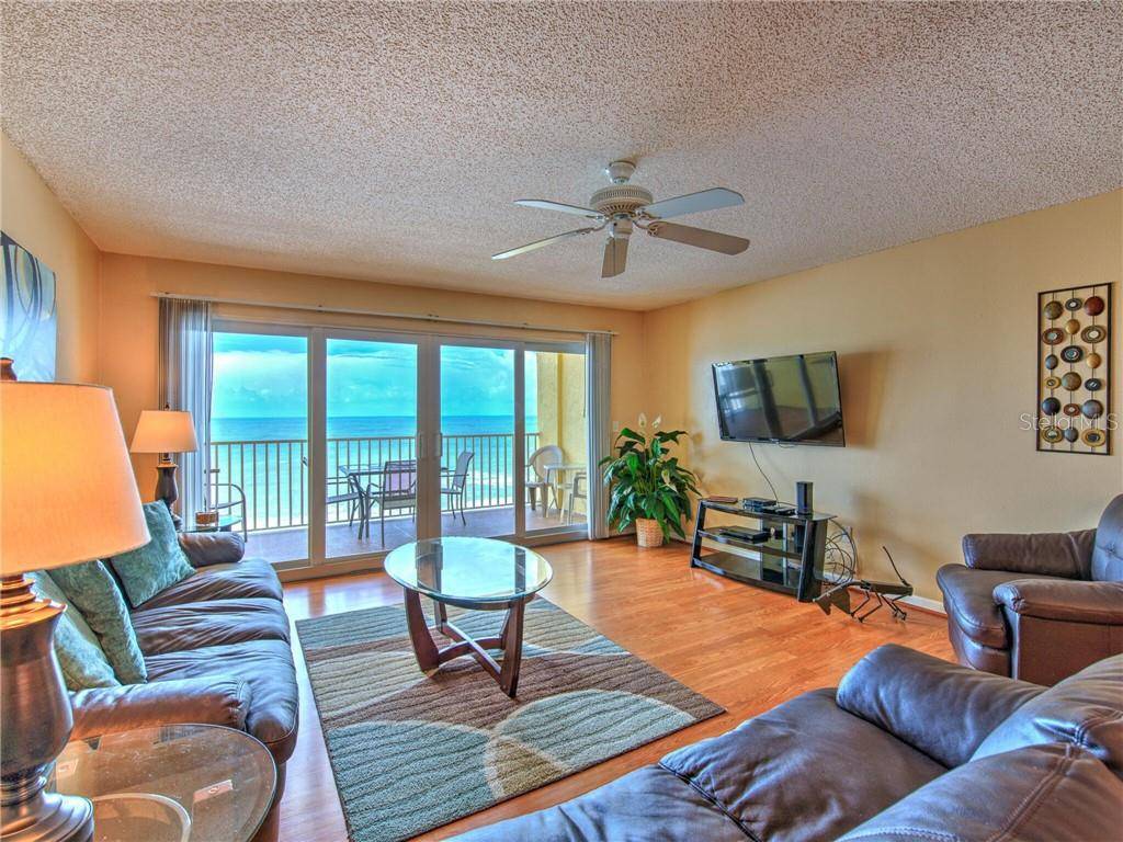 North Redington Beach, FL 33708,17200 GULF BLVD #302