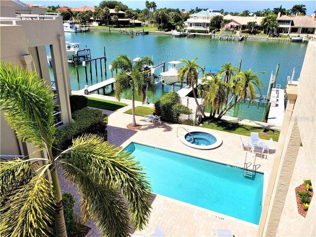 Tierra Verde, FL 33715,722 PINELLAS BAYWAY S #109